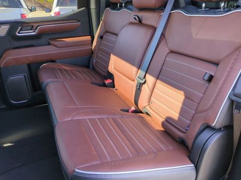 Used 2025 GMC Sierra 1500 Denali Ultimate image 23
