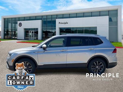 Certified 2023 Volkswagen Tiguan SE w/ Panoramic Sunroof Package image 7