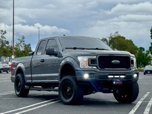 Used 2018 Ford F150 XL w/ Equipment Group 101A Mid AWD/4WD image 16