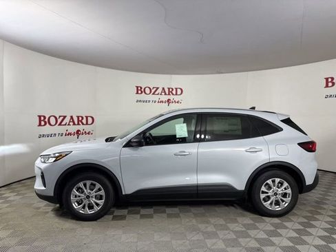 New 2026 Ford Escape Active image 4