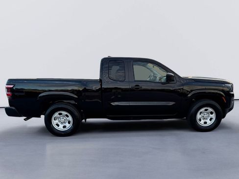 Used 2024 Nissan Frontier S w/ Technology Package image 5