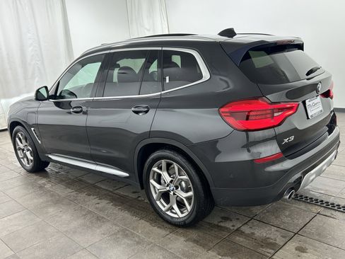 Used 2021 BMW X3 xDrive30e w/ Executive Package image 3