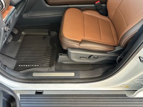 New 2026 Ford Expedition Max King Ranch AWD/4WD image 17