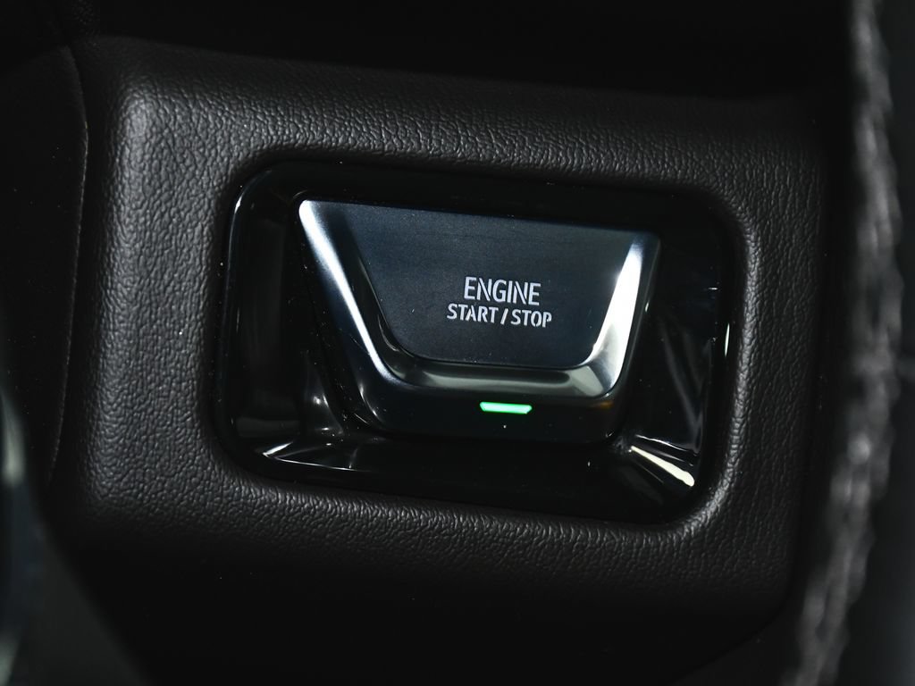 Used 2026 GMC Yukon XL Denali w/ Sun & Power Step Package AWD/4WD image 30