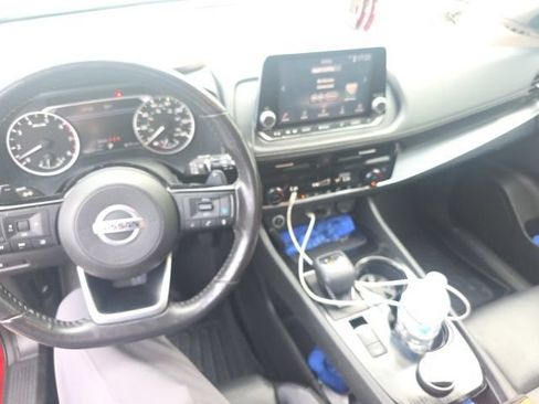 Used 2021 Nissan Rogue SV w/ Premium Package AWD/4WD image 6