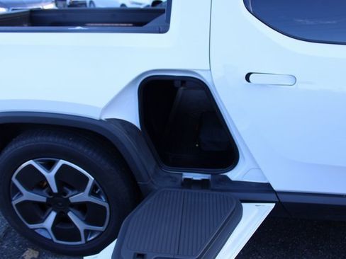 Used 2023 Rivian R1T Adventure image 27