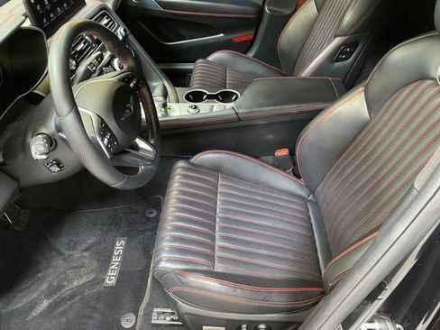 Used 2023 Genesis G70 2.0T w/ Sport Prestige Package image 19