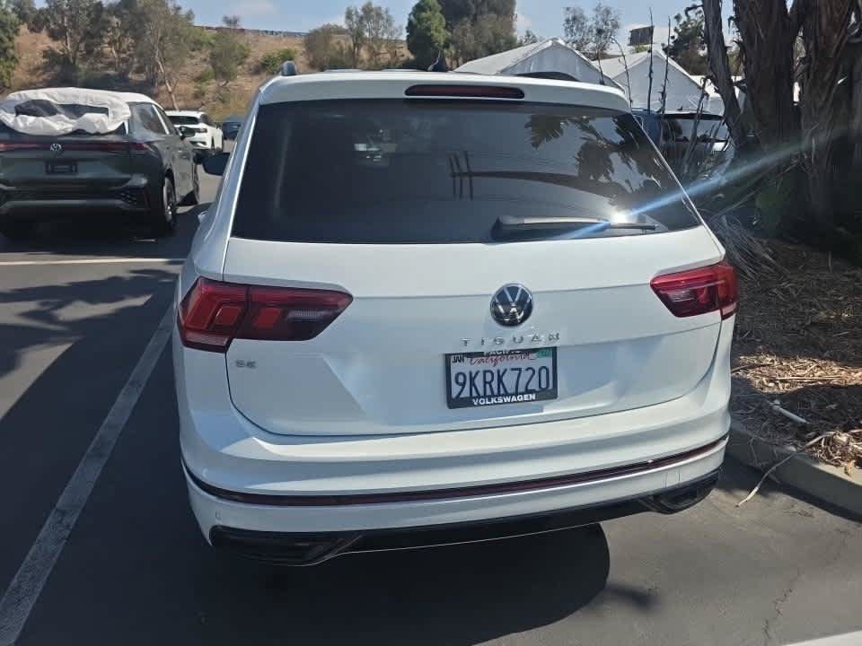 Used 2024 Volkswagen Tiguan SE R-Line FWD image 6