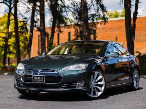Used 2014 Tesla Model S 85 image 1