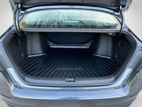 Used 2025 Honda Accord LX image 19
