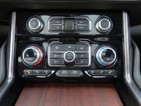 Used 2023 GMC Yukon XL Denali Ultimate w/ LPO, Floor Liner Package image 23