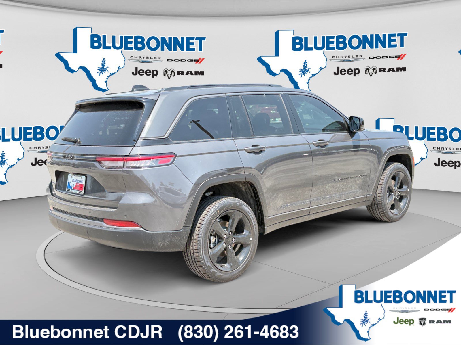 New 2026 Jeep Grand Cherokee Limited w/ Limited Altitude Package RWD image 5