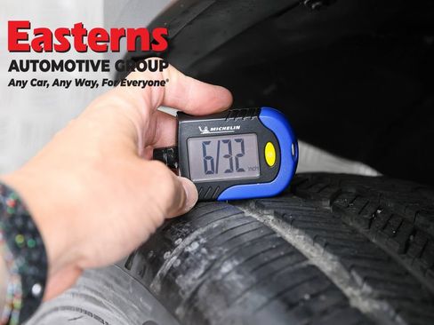 Used 2022 Jeep Renegade Limited w/ Sun, Sound & Wheels Group AWD/4WD image 30