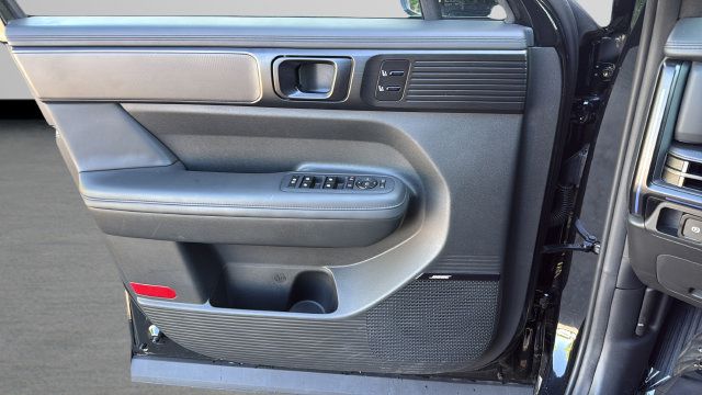 Used 2024 Hyundai Santa Fe Calligraphy AWD/4WD image 11