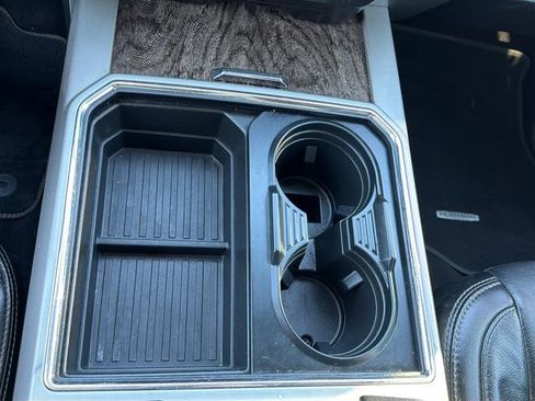 Used 2019 Ford F250 Lariat w/ Lariat Value Package image 28