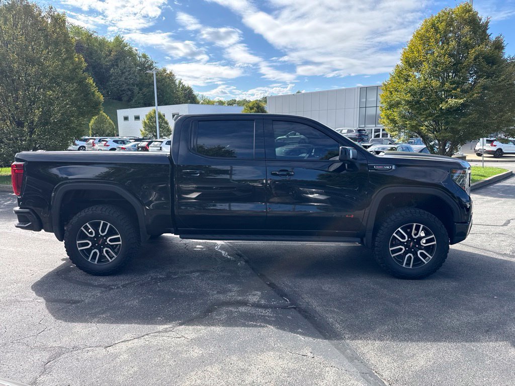 Used 2022 GMC Sierra 1500 AT4 w/ AT4 Premium Package AWD/4WD image 7