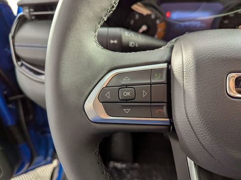 New 2026 Jeep Compass Latitude image 18