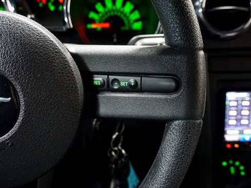 Used 2007 Ford Mustang GT image 41