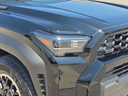 Used 2026 Toyota 4Runner TRD Off-Road Premium AWD/4WD image 27