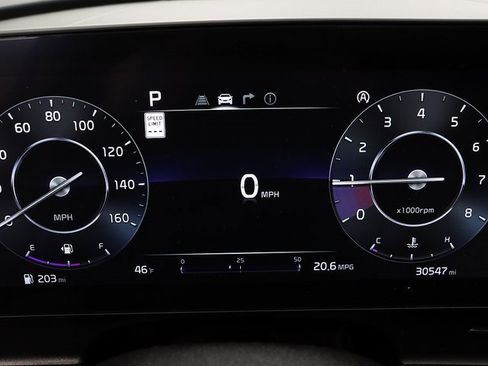 Used 2023 Kia Sportage SX image 16