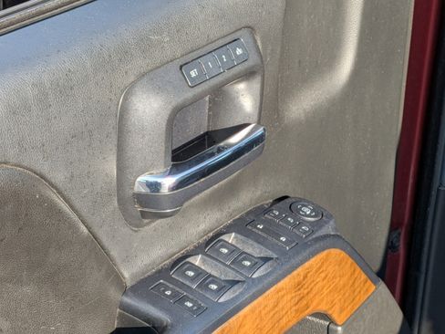 Used 2016 Chevrolet Silverado 1500 LTZ image 17