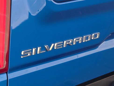 Used 2022 Chevrolet Silverado 1500 LT Trail Boss w/ Protection Package image 11