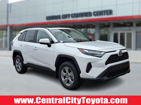Certified 2025 Toyota RAV4 XLE w/ Convenience Package image 1