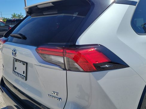 Used 2023 Toyota RAV4 SE AWD/4WD image 11