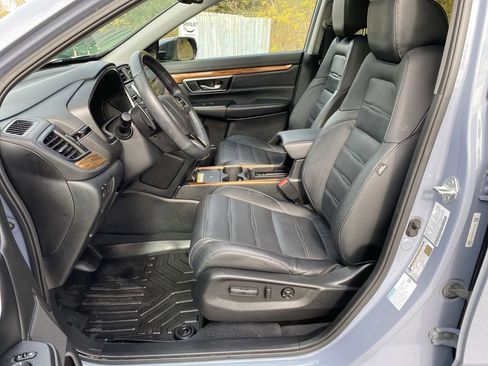 Used 2022 Honda CR-V Touring image 4