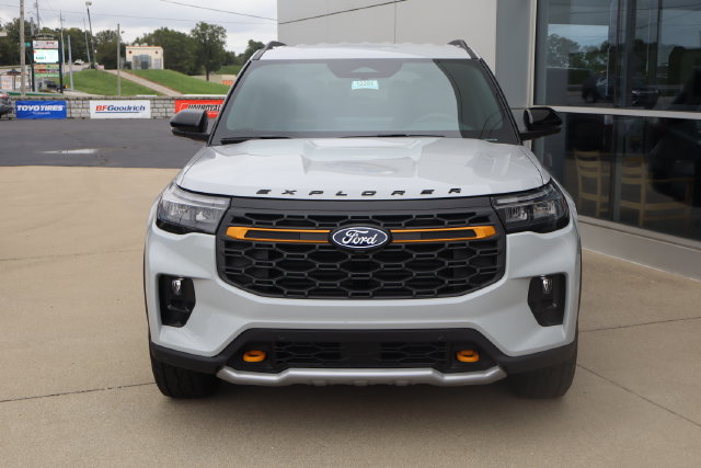 New 2027 Ford Explorer Tremor w/ Tremor Convenience Package AWD/4WD image 6