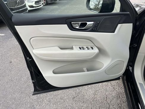 Used 2025 Volvo XC60 T8 Plus w/ Protection Package Premier image 24