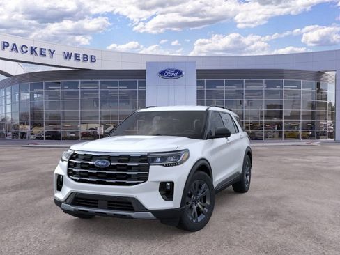 New 2026 Ford Explorer Active w/ Active Comfort Package AWD/4WD image 3