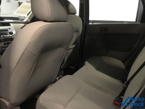 Used 2010 Ford Focus S image 26