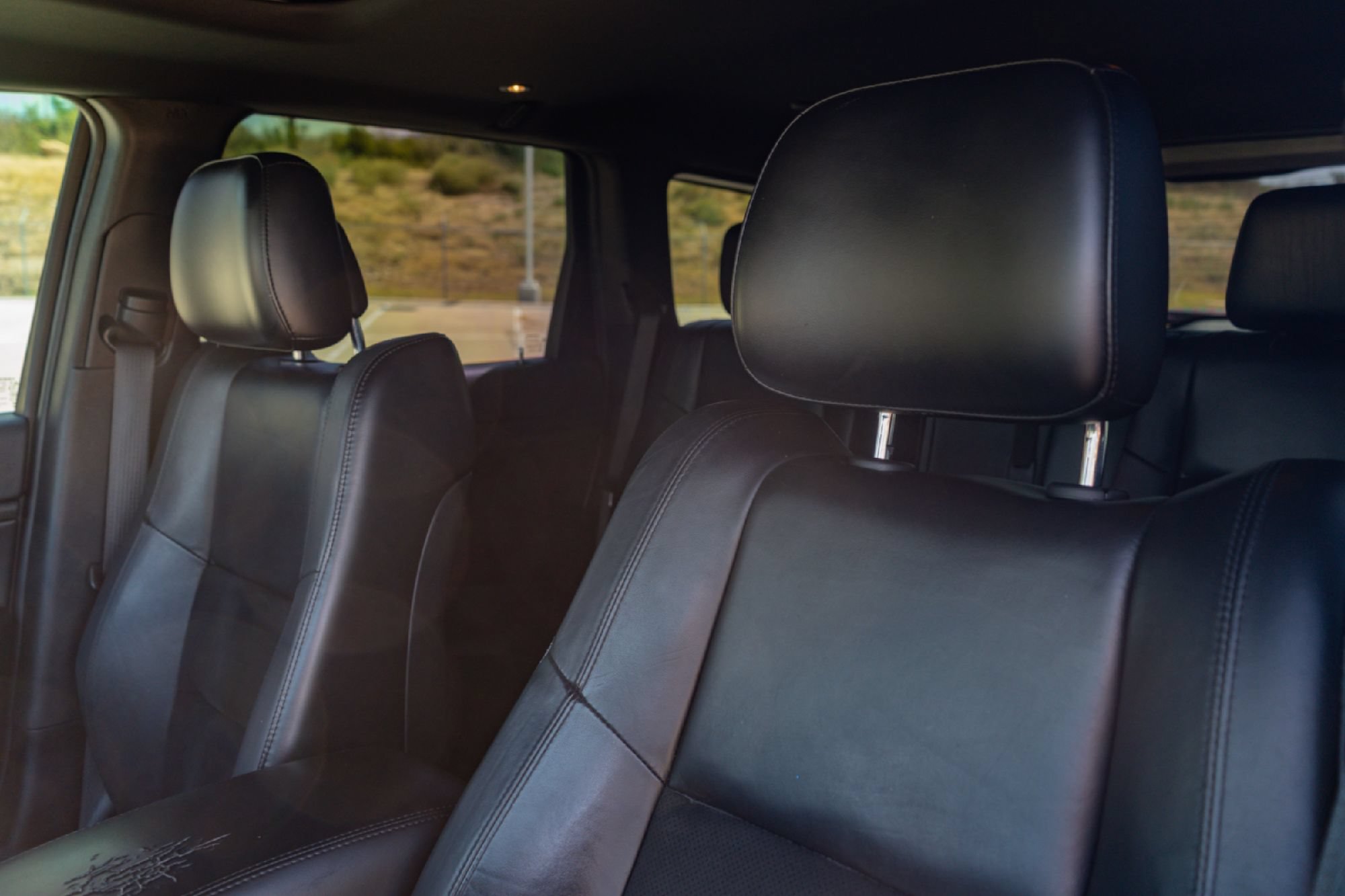Used 2019 Jeep Grand Cherokee Altitude RWD image 10