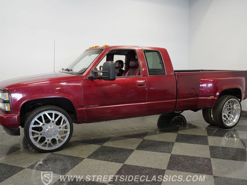 Used 1990 Chevrolet Silverado 3500 2WD Extended Cab image 6