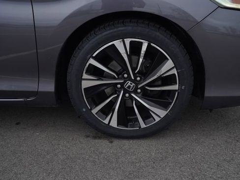 Used 2016 Honda Accord EX-L image 34