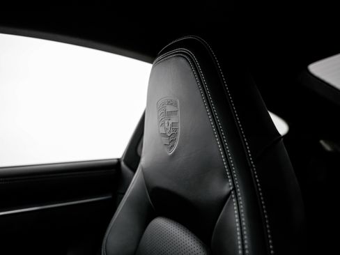 Used 2021 Porsche 911 Carrera S image 20