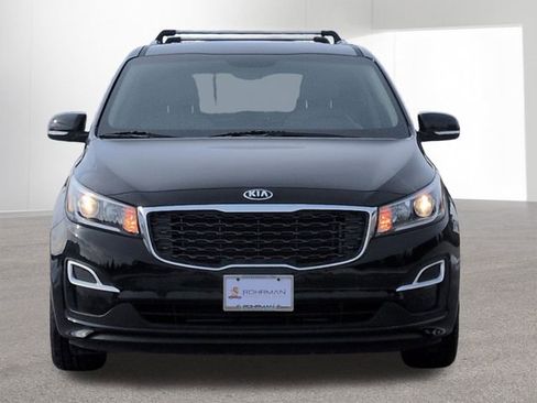 Used 2021 Kia Sedona EX image 2