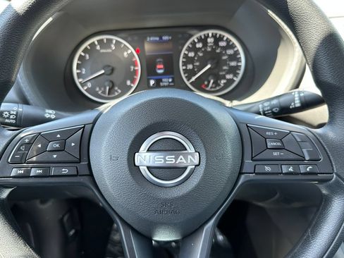 Used 2025 Nissan Sentra S FWD image 22