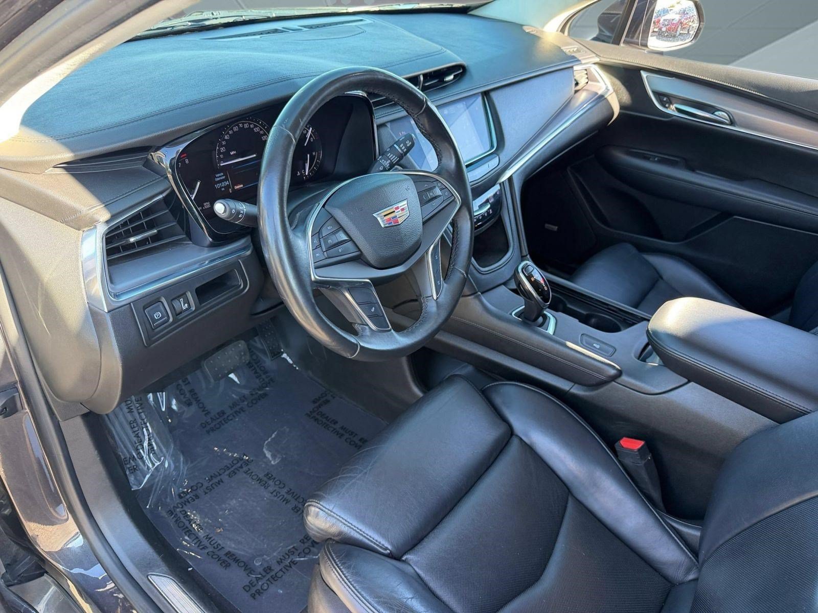 Used 2017 Cadillac XT5 Luxury FWD image 31