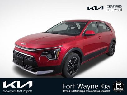 Certified 2025 Kia Niro LX