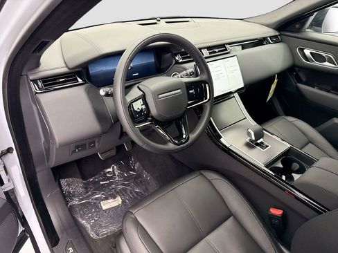 New 2026 Land Rover Range Rover Velar Dynamic SE AWD/4WD image 9
