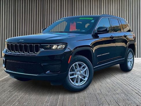 New 2025 Jeep Grand Cherokee Laredo X w/ Luxury Tech Group I image 2