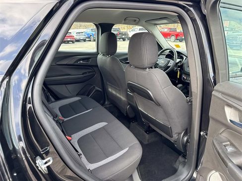 Used 2023 Chevrolet TrailBlazer LS image 25