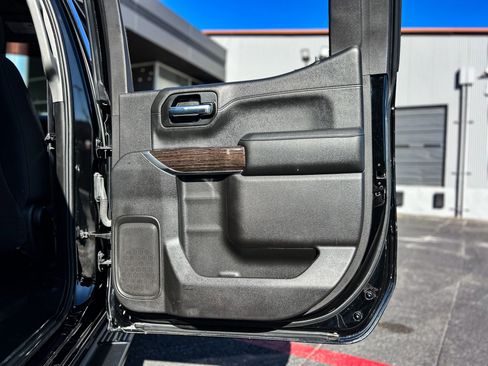 Used 2020 GMC Sierra 1500 Elevation w/ Elevation Value Package image 42