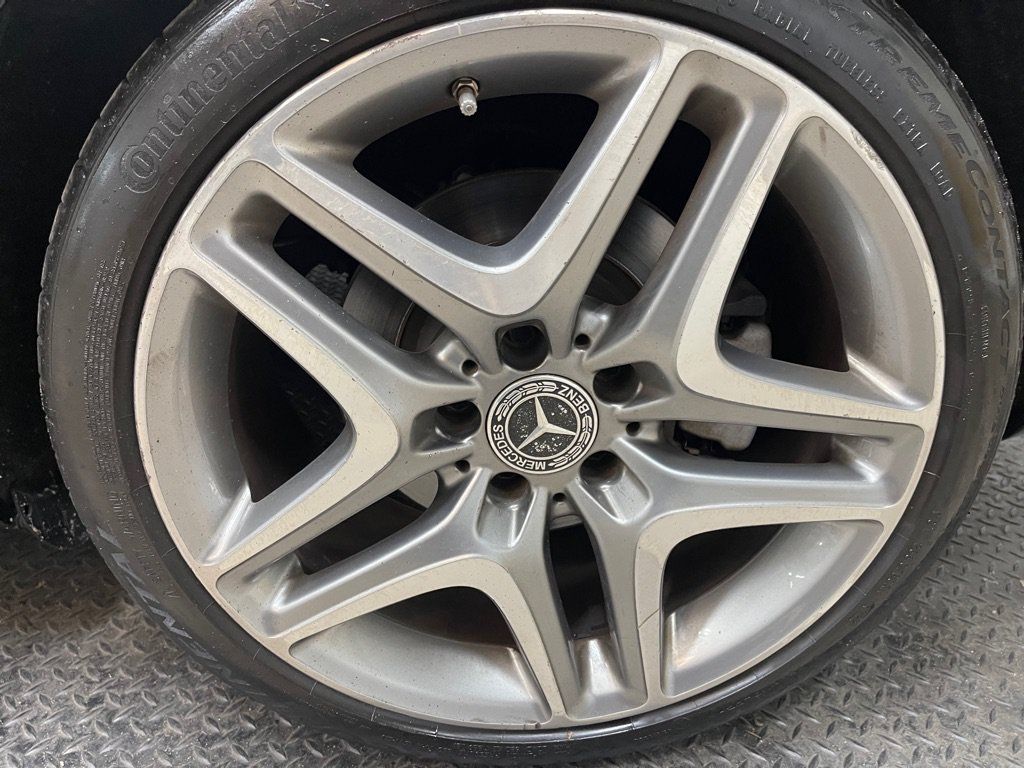 Used 2013 Mercedes-Benz SLK 250 image 37