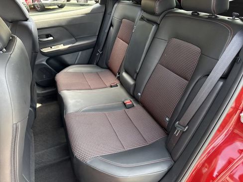 Certified 2025 Nissan Kicks SR FWD image 16
