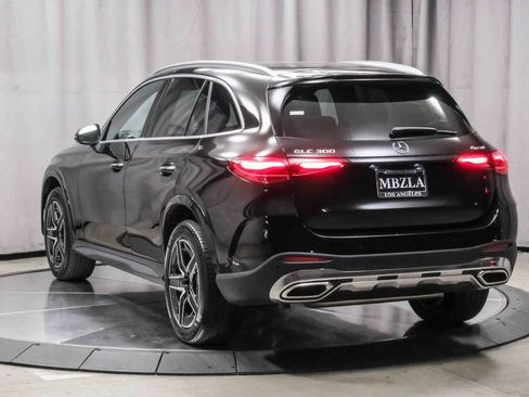 Certified 2025 Mercedes-Benz GLC 300 4MATIC image 2