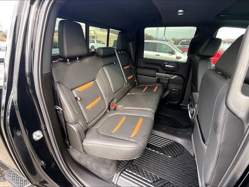 Used 2020 GMC Sierra 3500 AT4 w/ AT4 Premium Package image 28