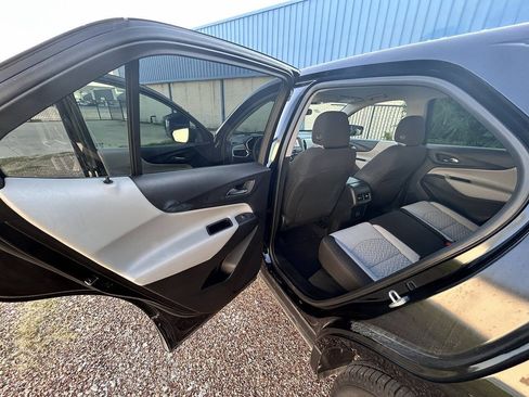 Used 2022 Chevrolet Equinox LS w/ LS Convenience Package FWD image 46